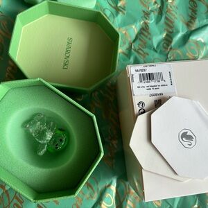 SWAROVSKI Kris Bear Just Dance Figurine, Pink and Clear Crystals Green Metal